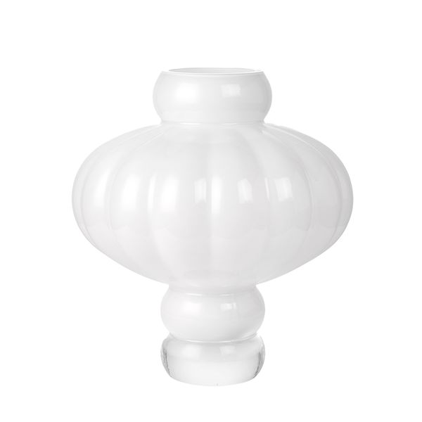 Hovedbilde Louise Roe Balloon 03 vase Opal White (glass ø35 h40)  
